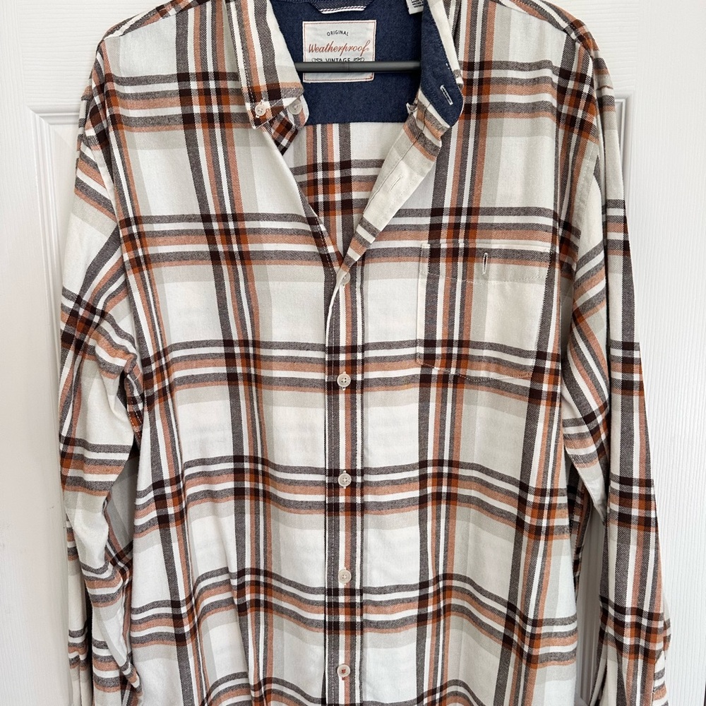 Weatherproof White and Brown Casual Button Down Shirt